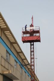O elevador da grua da construção, carga levanta com velocidade de levantamento avaliada 22m/min